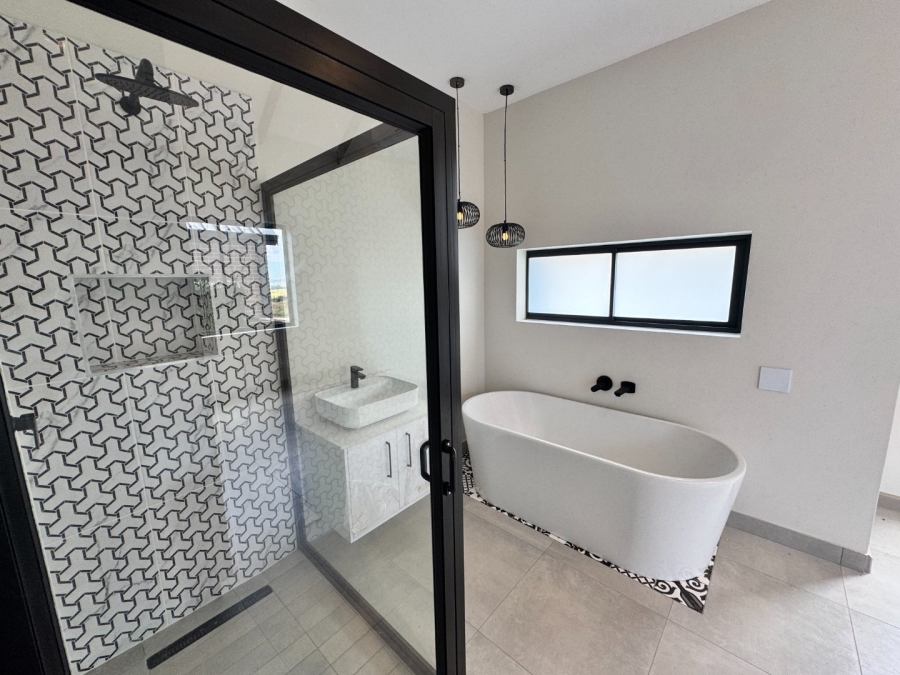 3 Bedroom Property for Sale in Helderzicht Eco Estate North West